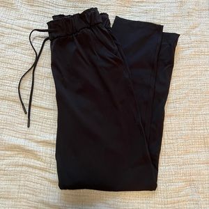 Lululemon On the Move High Rise Stretch Pant